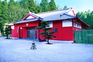 Korindo, premier temple raélien dédié aux Élohim